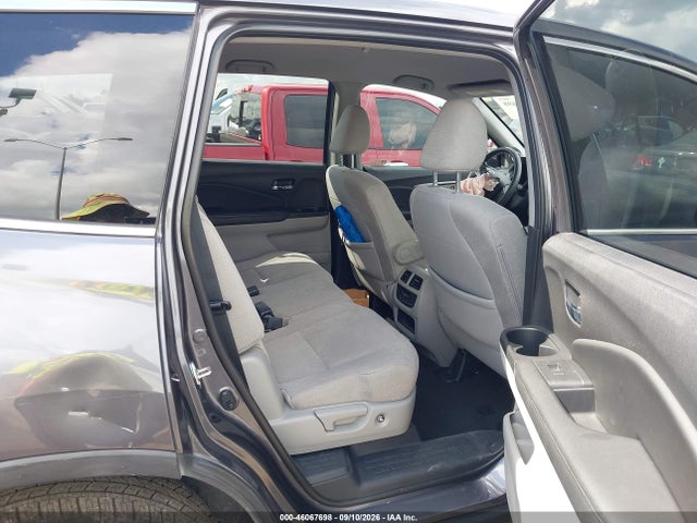 2019 HONDA PILOT EX 8
