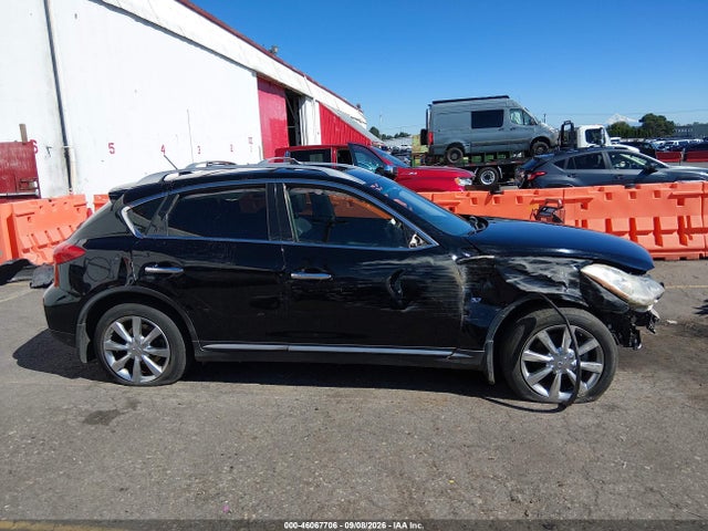2017 INFINITI QX50 13
