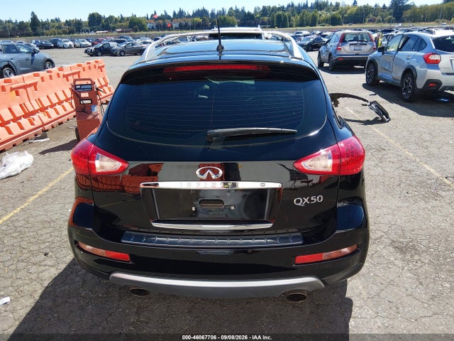 2017 INFINITI QX50 16