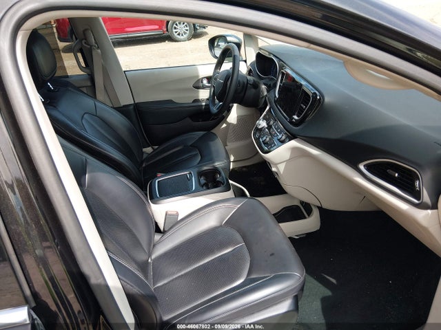 2023 CHRYSLER PACIFICA TOURING L 5