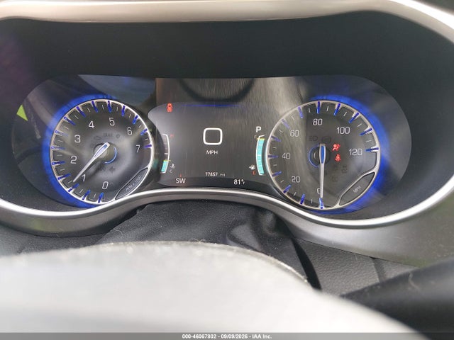 2023 CHRYSLER PACIFICA TOURING L 7