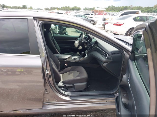 2021 TOYOTA CAMRY LE 5