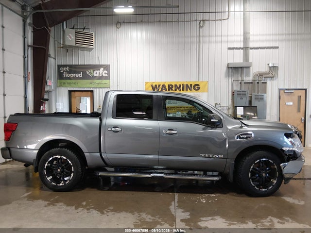 2017 NISSAN TITAN SV 12