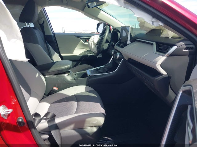 2025 TOYOTA RAV4 HYBRID XLE 5