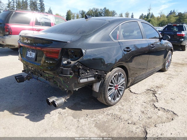 2023 KIA FORTE GT 4