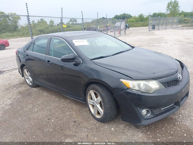 2013 TOYOTA CAMRY SE