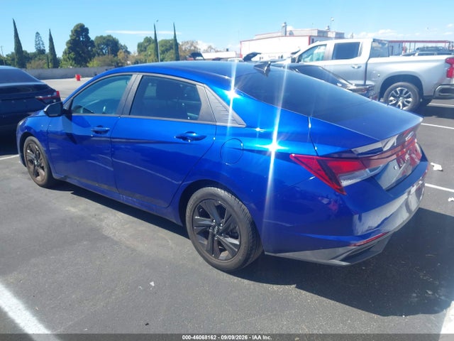 2021 HYUNDAI ELANTRA SEL 3
