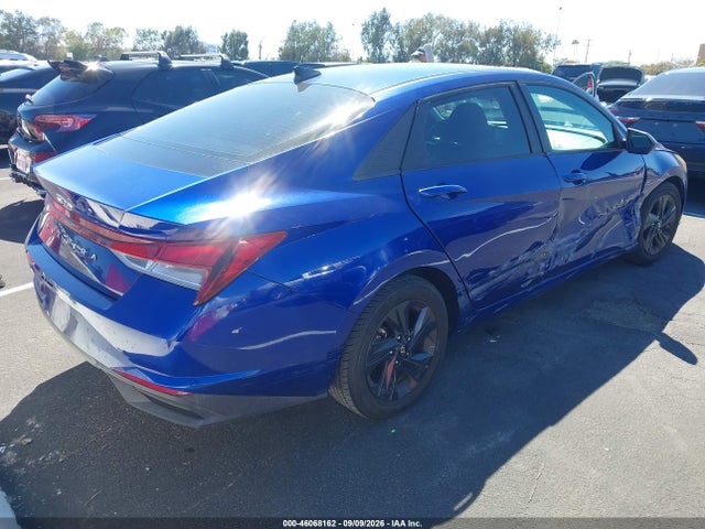 2021 HYUNDAI ELANTRA SEL 4