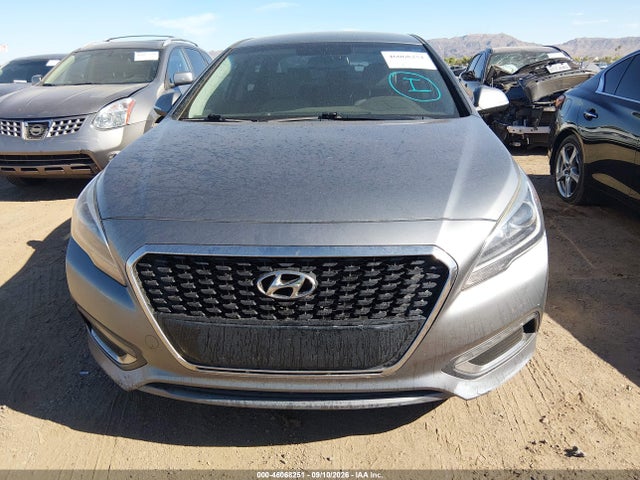 2017 HYUNDAI SONATA HYBRID SE 6