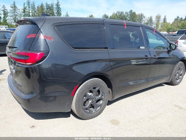 2023 CHRYSLER PACIFICA HYBRID TOURING L 4