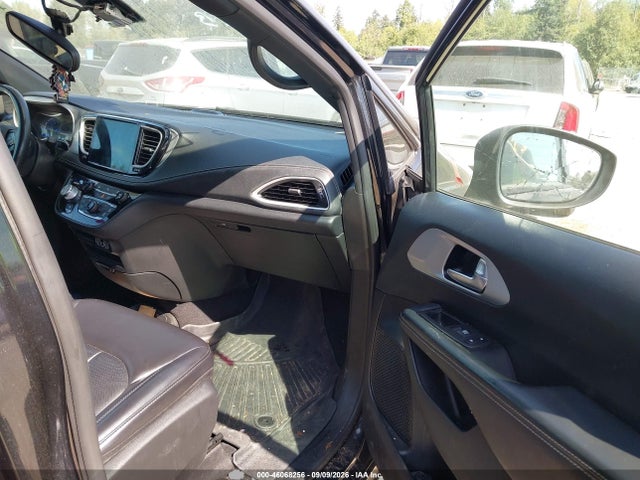 2023 CHRYSLER PACIFICA HYBRID TOURING L 5