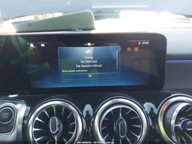 2025 MERCEDES-BENZ EQB 300 SUV 4MATIC 18