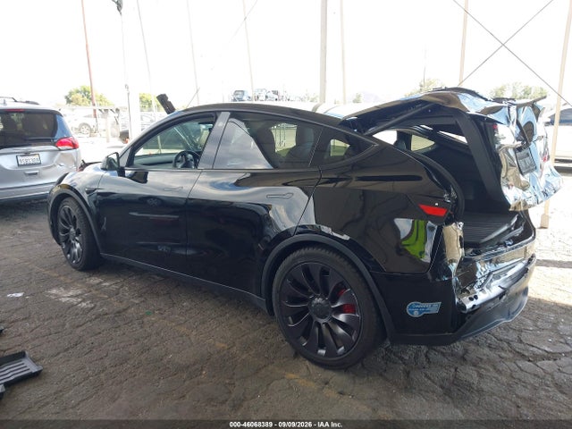 2021 TESLA MODEL Y PERFORMANCE DUAL MOTOR ALL-WHEEL DRIVE 3