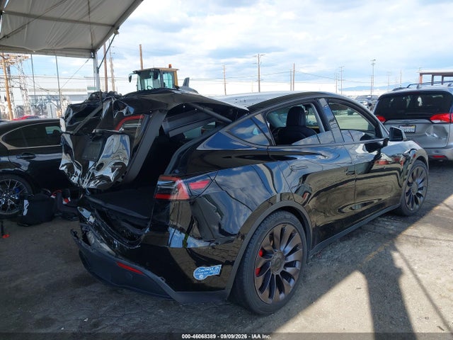 2021 TESLA MODEL Y PERFORMANCE DUAL MOTOR ALL-WHEEL DRIVE 4