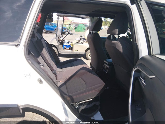 2023 TOYOTA RAV4 PRIME SE 8