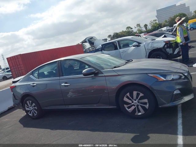 2020 NISSAN ALTIMA S FWD 13