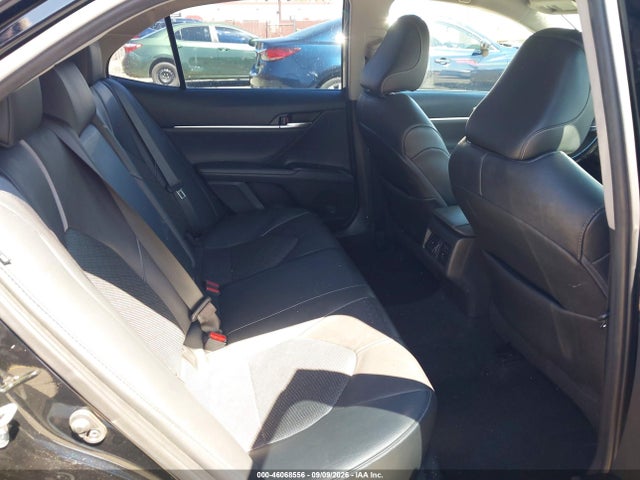 2020 TOYOTA CAMRY XSE 8