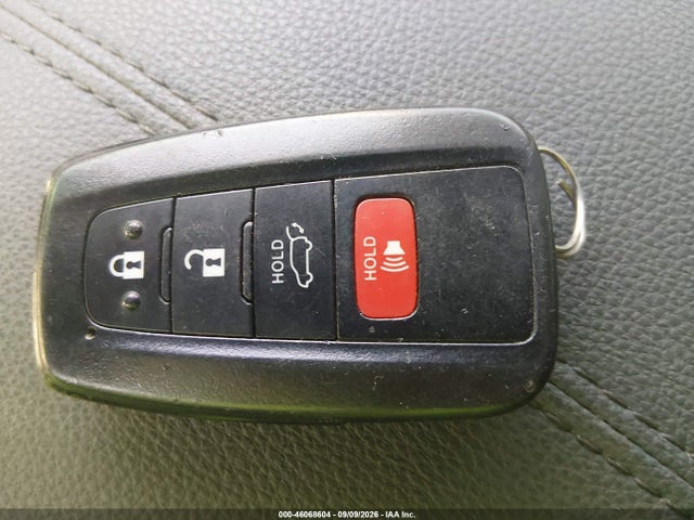 2022 TOYOTA RAV4 XLE PREMIUM 11