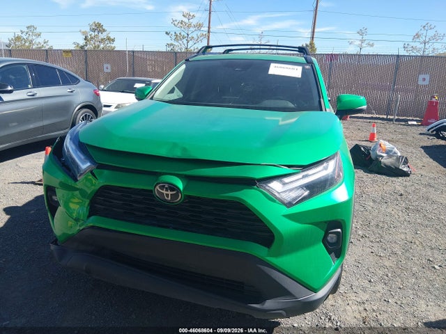 2022 TOYOTA RAV4 XLE PREMIUM 12
