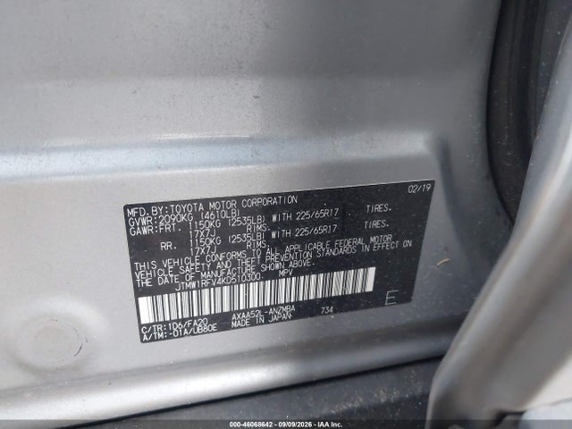 2019 TOYOTA RAV4 XLE 9