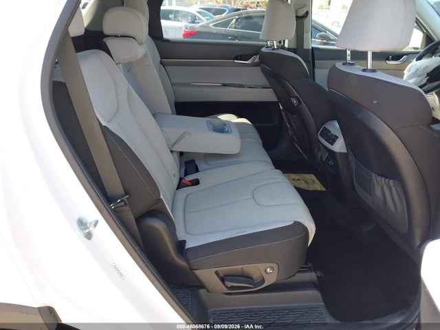 2022 HYUNDAI PALISADE SE 8