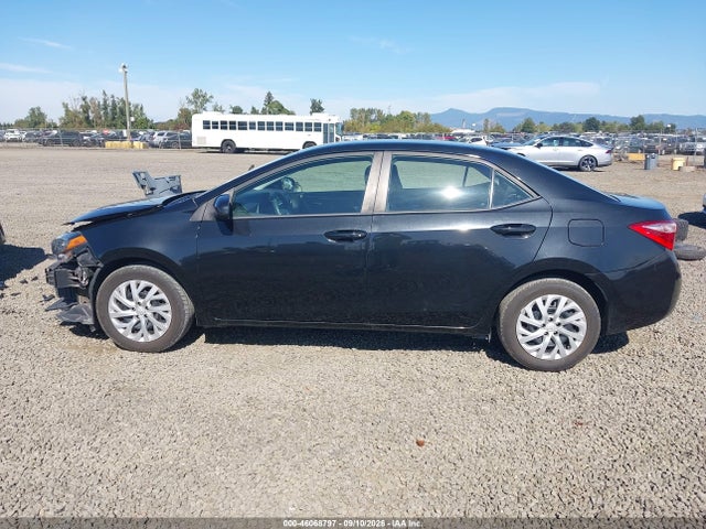 2018 TOYOTA COROLLA LE 15