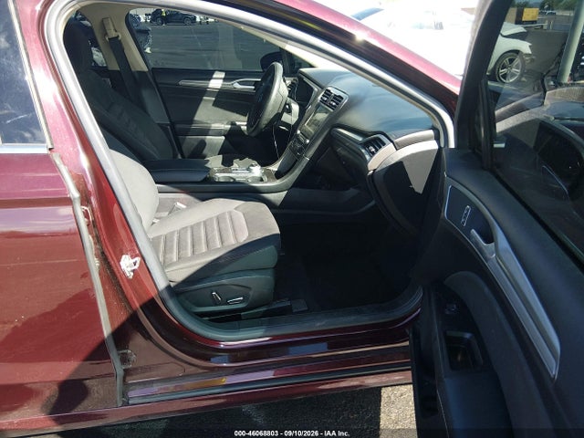 2017 FORD FUSION SE 5