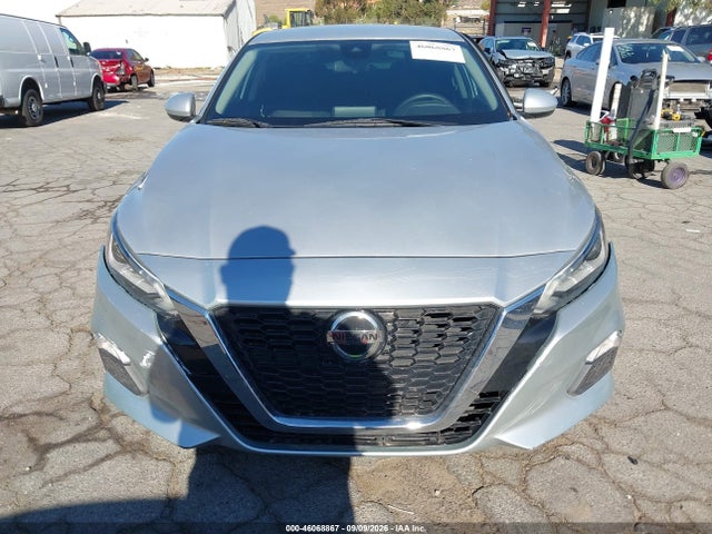 2021 NISSAN ALTIMA SV FWD 12