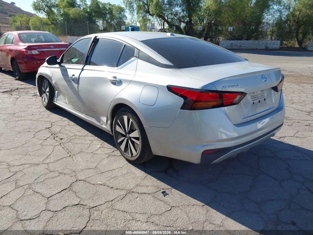 2021 NISSAN ALTIMA SV FWD 3