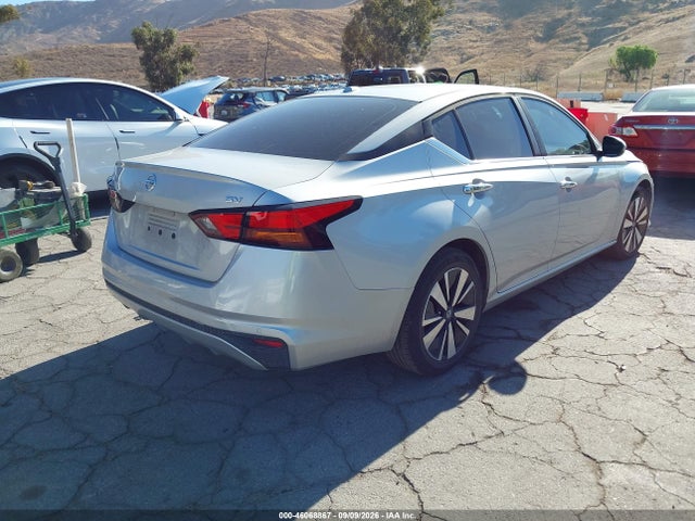 2021 NISSAN ALTIMA SV FWD 4