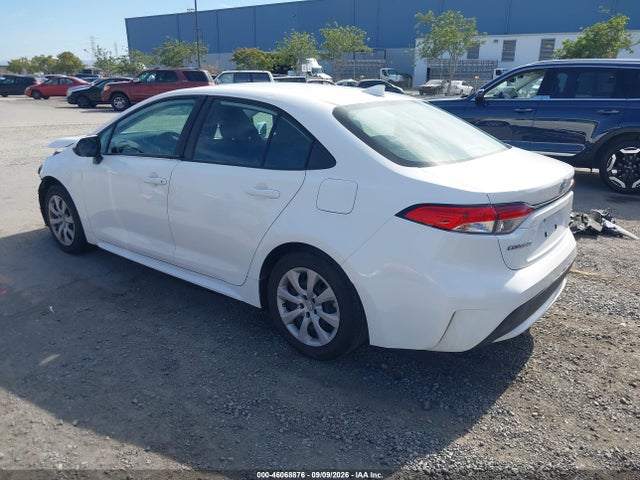 2022 TOYOTA COROLLA LE 3