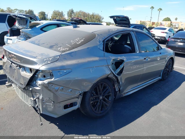 2026 TOYOTA CAMRY SE 4