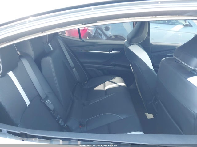 2026 TOYOTA CAMRY SE 8