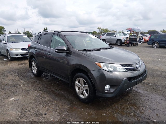 2013 TOYOTA RAV4 XLE
