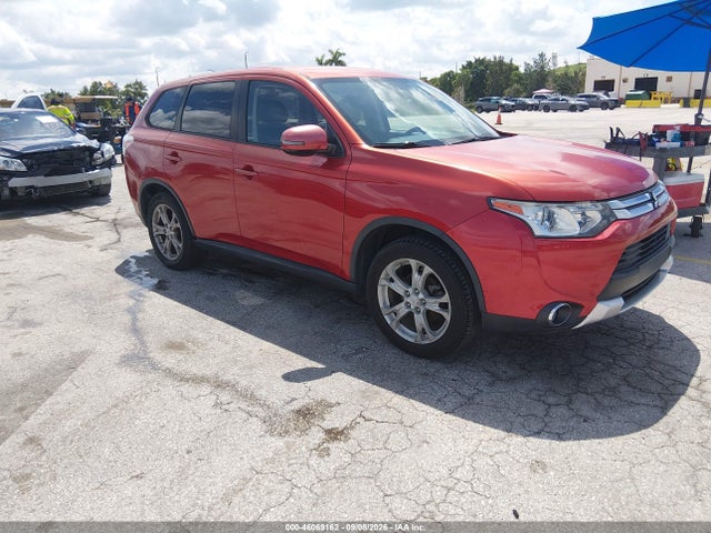 2015 MITSUBISHI OUTLANDER SE