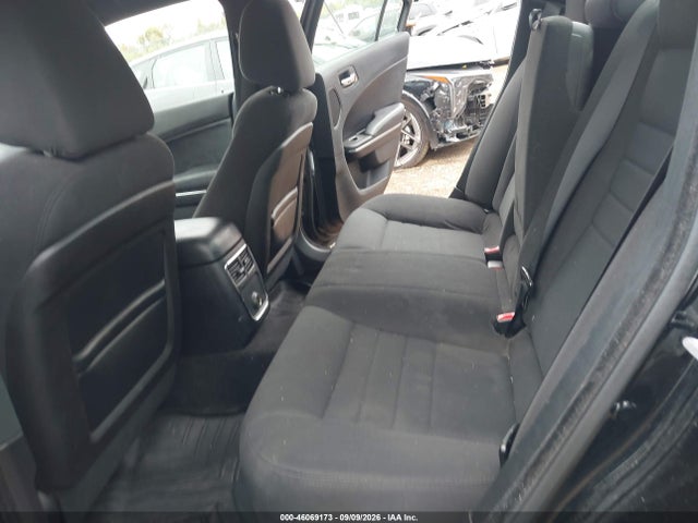 2013 Dodge CHARGER SXT photo 8