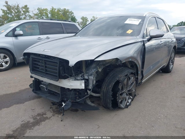 2022 GENESIS GV70 2.5T AWD 6
