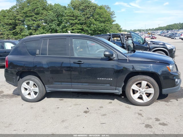 2017 JEEP COMPASS SPORT FWD 12