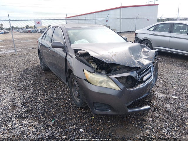 2011 TOYOTA CAMRY LE
