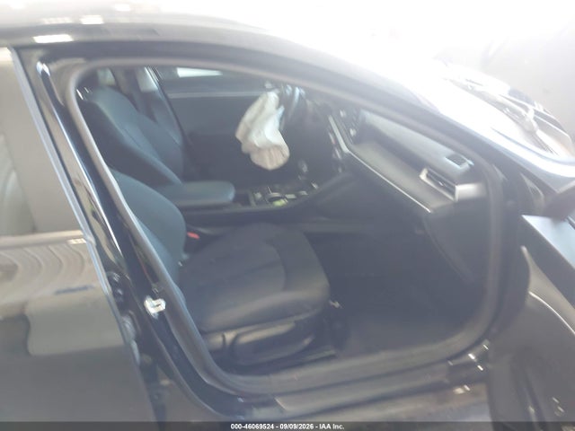 2022 KIA K5 LXS 5