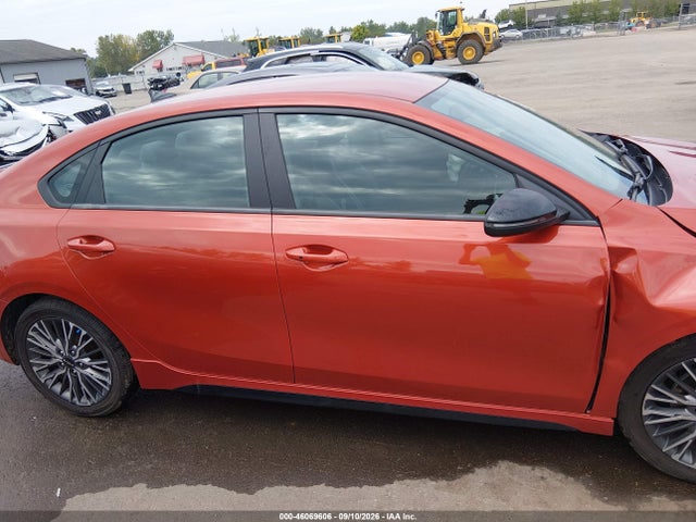 2022 KIA FORTE GT-LINE 14