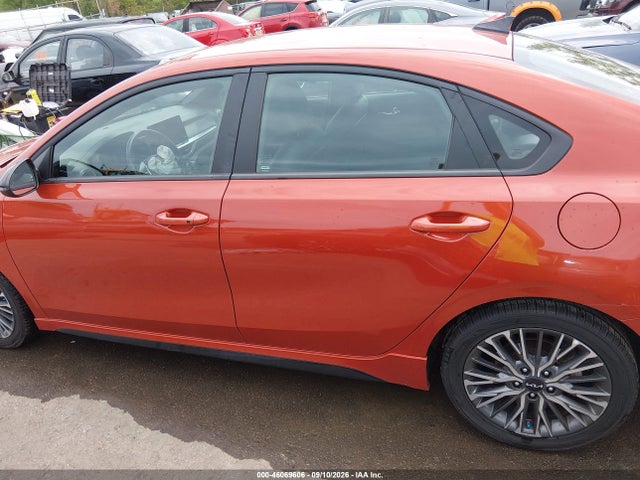 2022 KIA FORTE GT-LINE 15