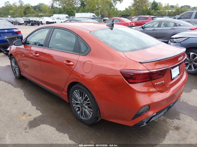 2022 KIA FORTE GT-LINE 3