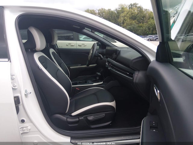 2026 KIA K4 GT-LINE 5