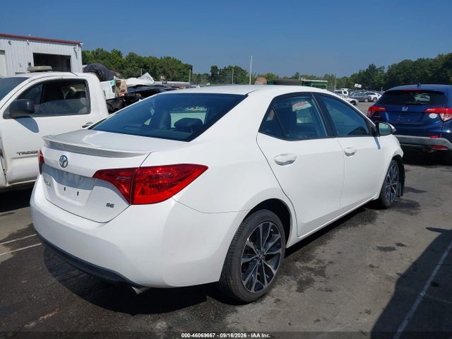 2017 TOYOTA COROLLA SE 4