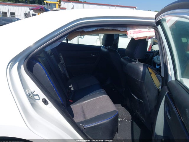 2017 TOYOTA COROLLA SE 8