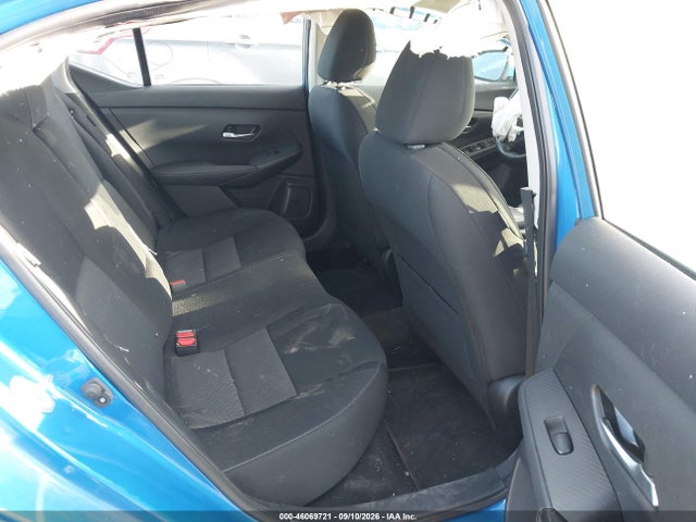 2022 NISSAN SENTRA SV XTRONIC CVT 8