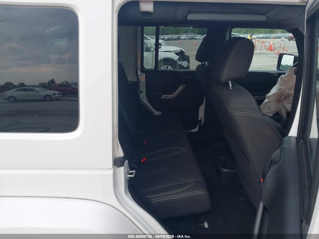 2017 JEEP WRANGLER UNLIMITED SAHARA 8