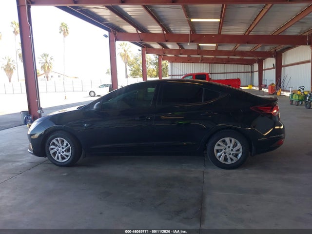 2020 HYUNDAI ELANTRA SE 14