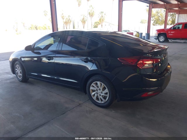 2020 HYUNDAI ELANTRA SE 3